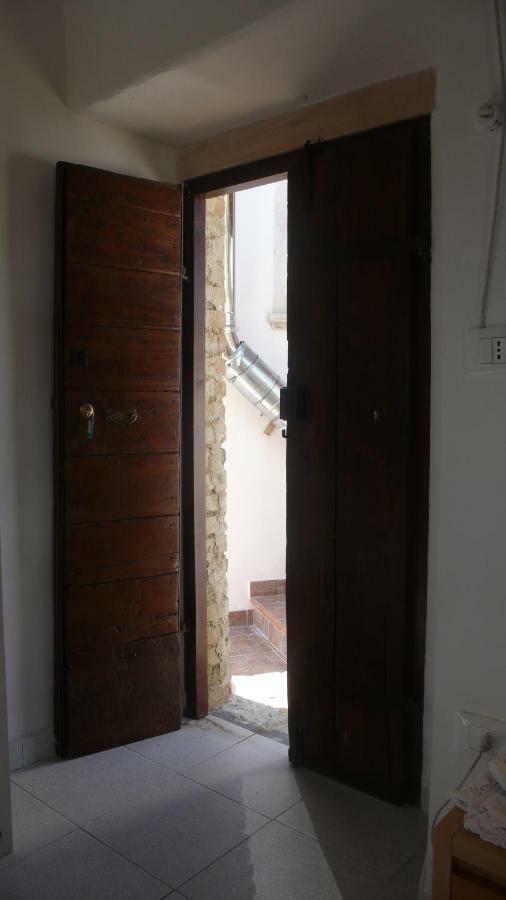 San Valentino in Abruzzo CiterioreDepandance Elvira Basilico公寓 外观 照片